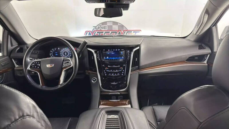2020 Cadillac Escalade Premium Luxury