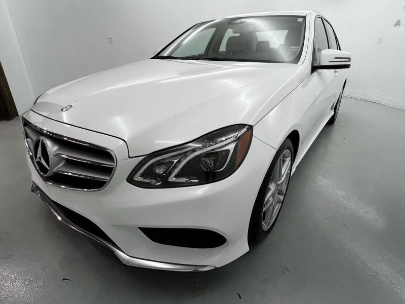 2016 Mercedes-Benz E-Class null photo 3