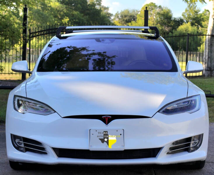 2016 Tesla Model S 90D