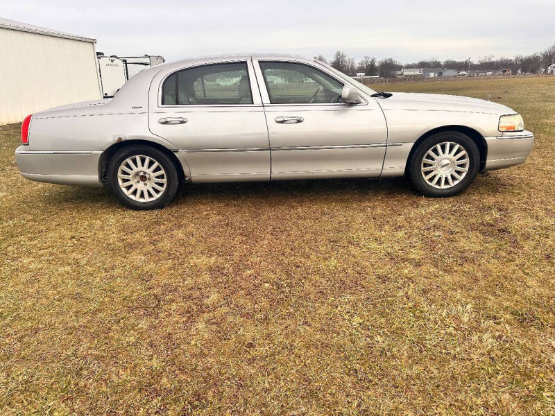 2004 Lincoln Town Car Ultimate