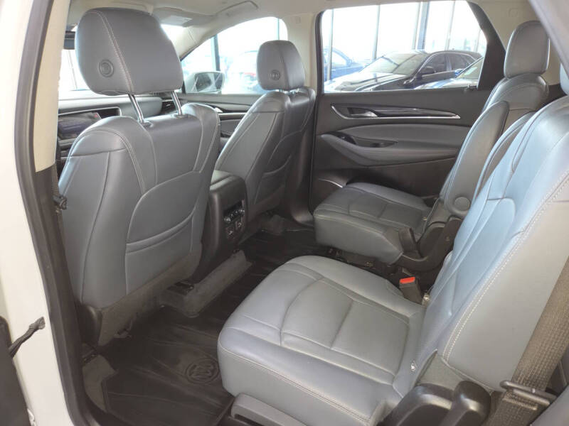 2020 Buick Enclave Essence