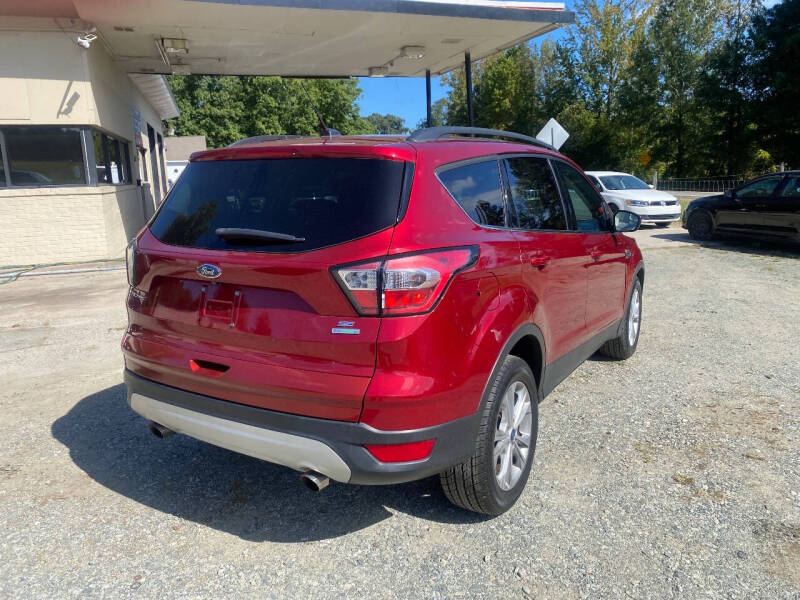 2018 Ford Escape SE