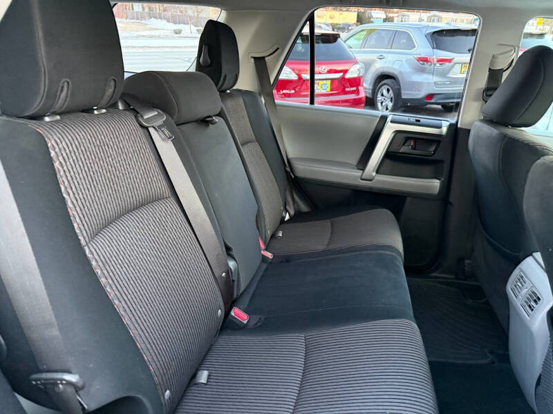 2011 Toyota 4Runner SR5