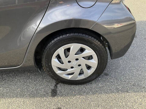 2014 Toyota Prius c Two