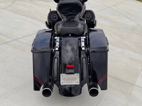 2011 Harley-Davidson Street Glide CVO