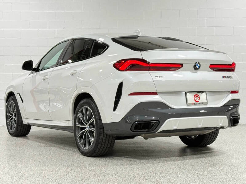 2021 BMW X6 M50i