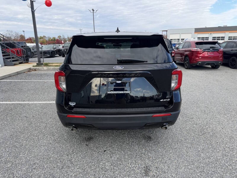 2022 Ford Explorer ST-Line