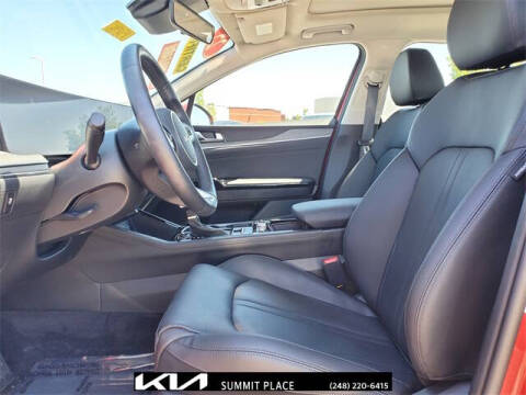 2025 Kia K5 EX