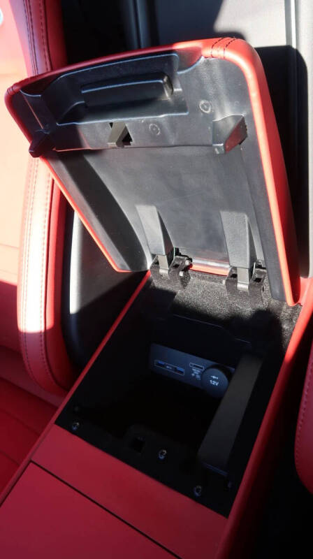 2020 Jaguar F-TYPE R