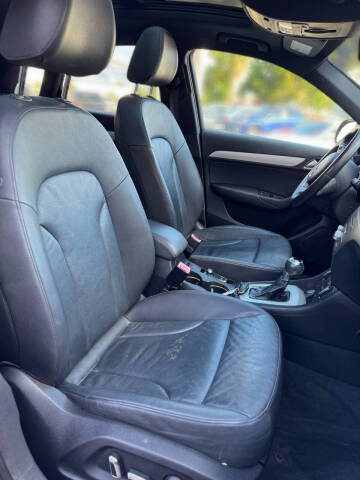 2017 Audi Q3 2.0T Premium