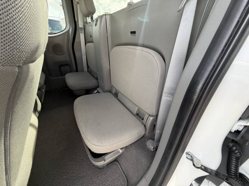 2021 Nissan Frontier S