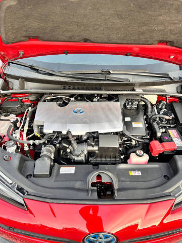 2020 Toyota Prius LE