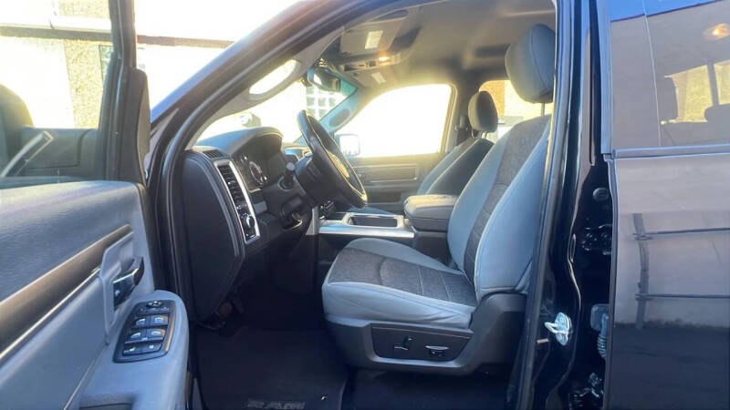 2020 RAM 1500 Classic SLT