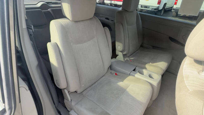 2011 Nissan Quest