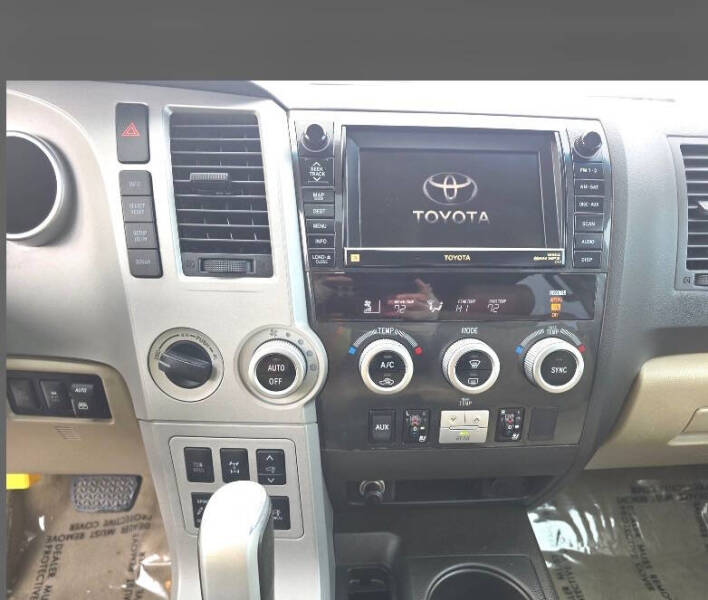 2008 Toyota Sequoia Platinum