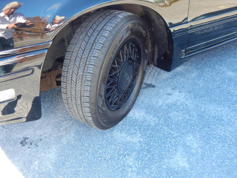 1990 Ford Taurus SHO