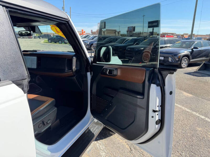 2024 Ford Bronco Outer Banks