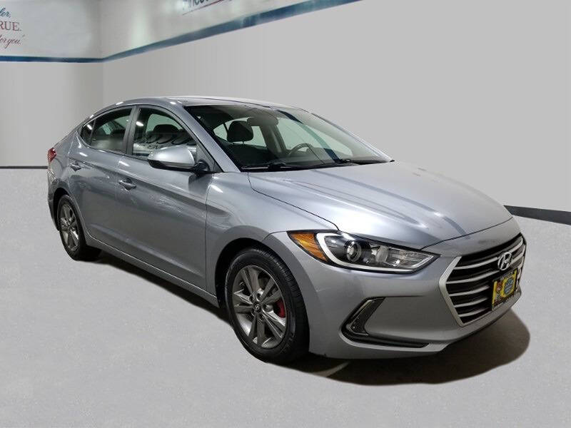 2017 Hyundai ELANTRA for sale at Saccucci's Of Schaumburg in Schaumburg, IL