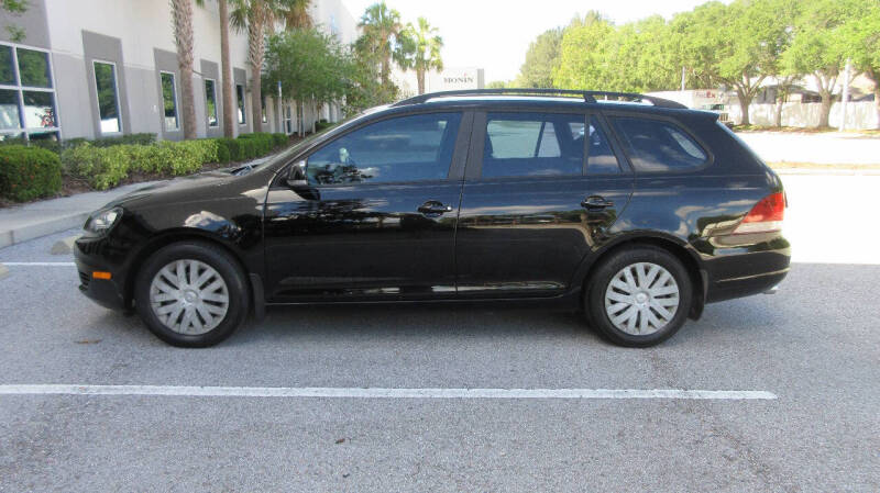 Used 2014 Volkswagen Jetta SportWagen S with VIN 3VWPP7AJ5EM603103 for sale in Largo, FL