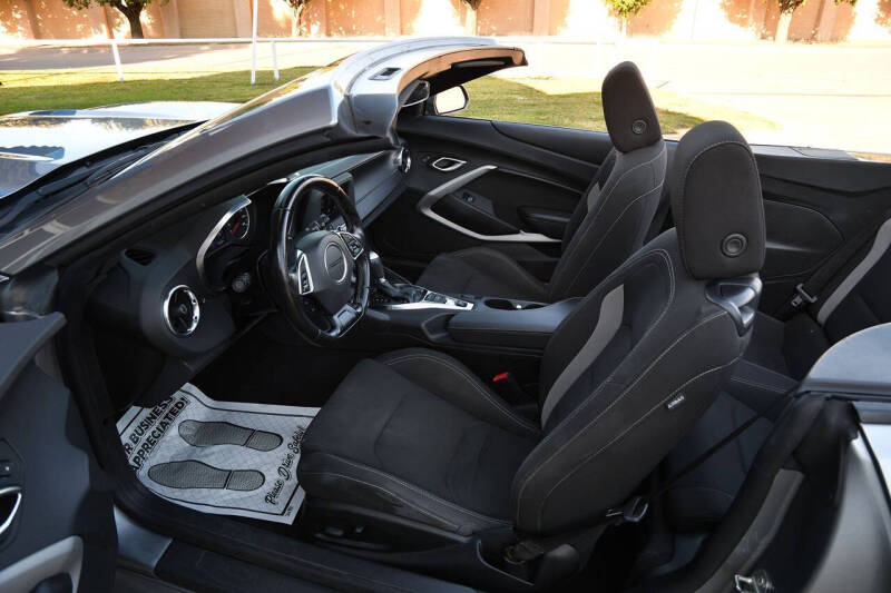 2023 Chevrolet Camaro LT