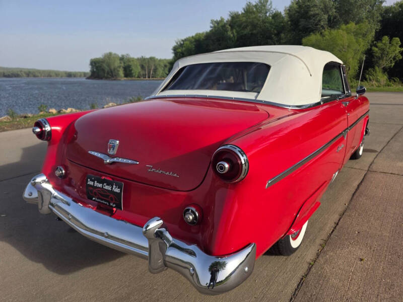 1954 Ford Crestline