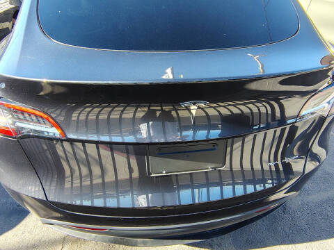 2024 Tesla Model Y Long Range