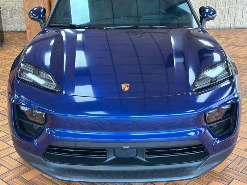 2024 Porsche Macan 4 Electric