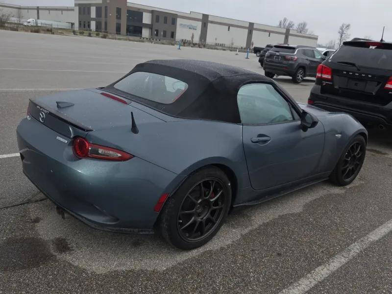 2020 Mazda MX-5 Miata