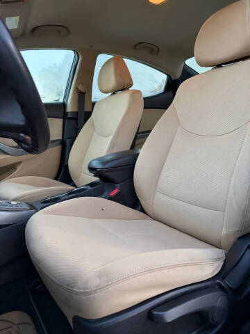 2013 Hyundai Elantra