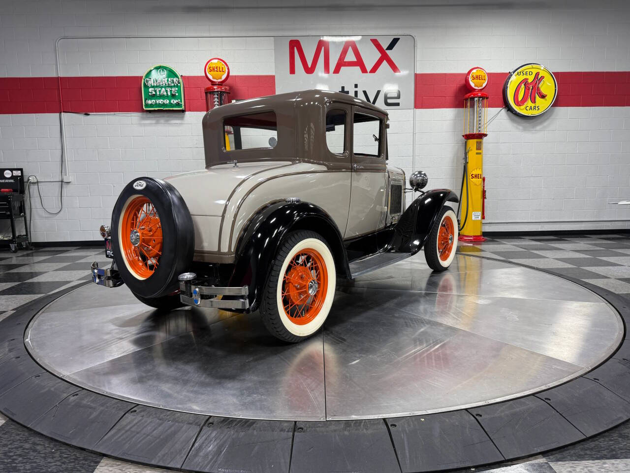 1930 Ford Model A 16