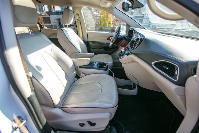 2020 Chrysler Pacifica Limited