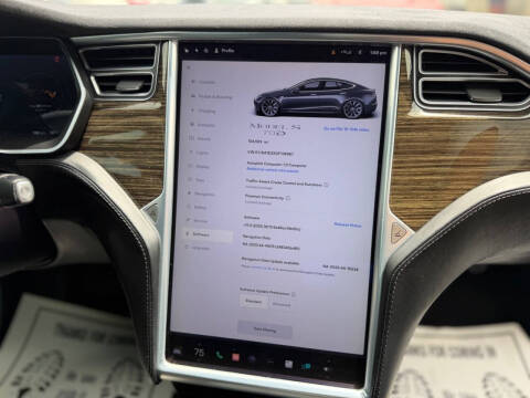 2016 Tesla Model S 70D