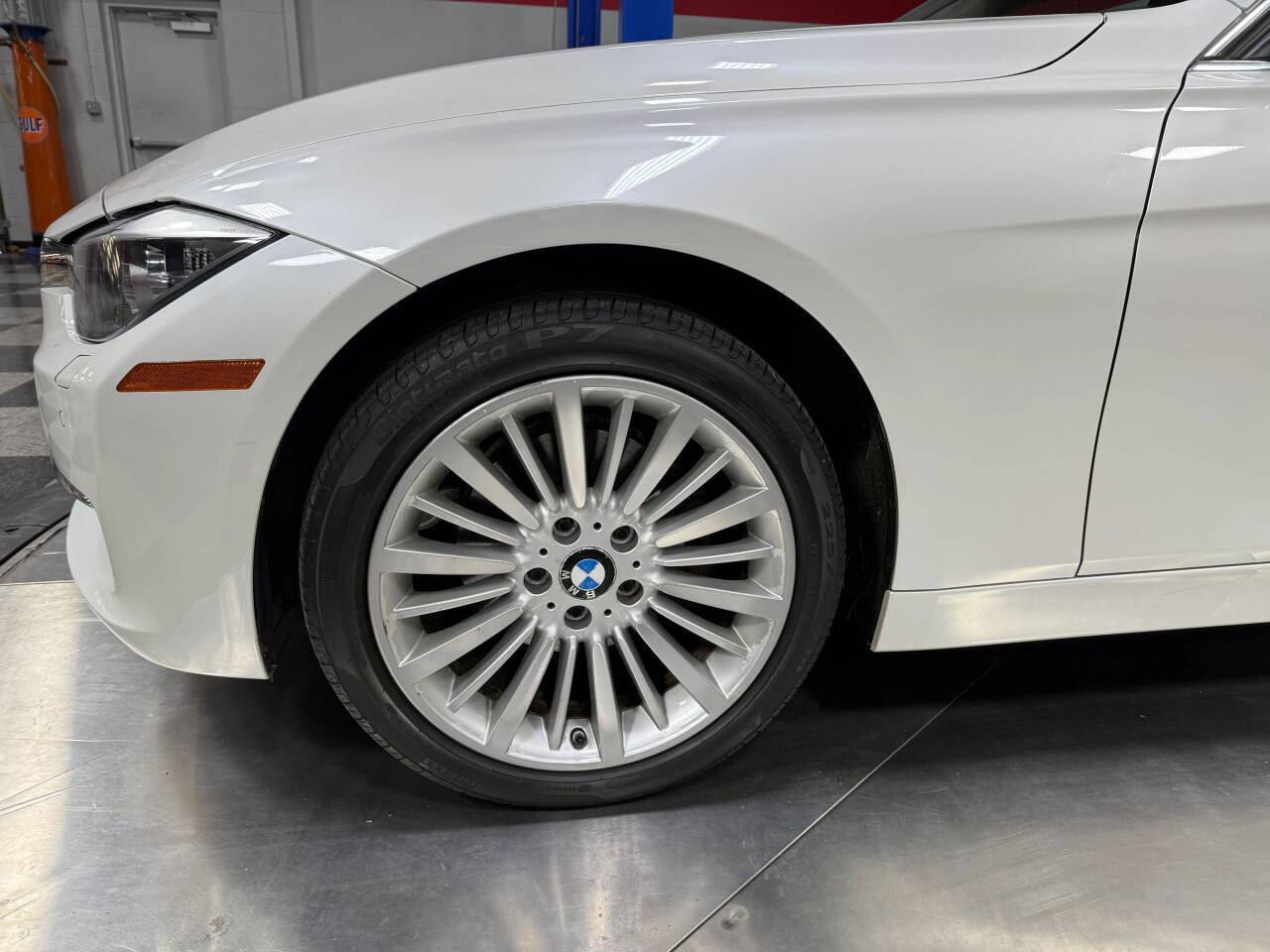 2014 BMW 3 Series 26