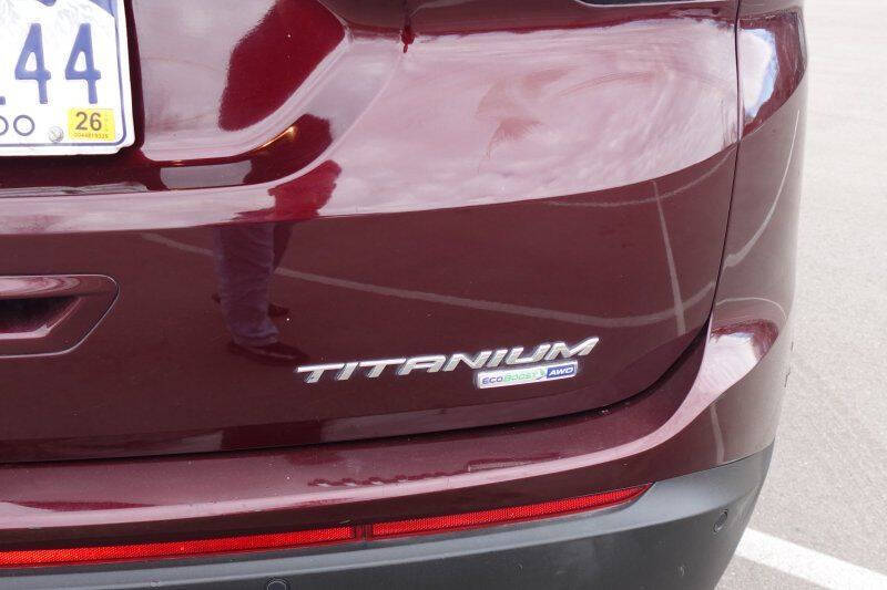2017 Ford Edge Titanium