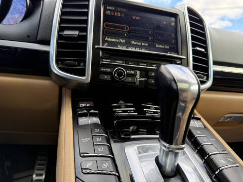 2016 Porsche Cayenne S