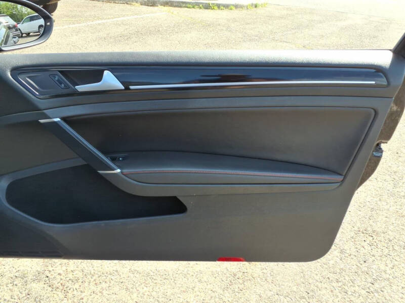 2015 Volkswagen Golf GTI SE