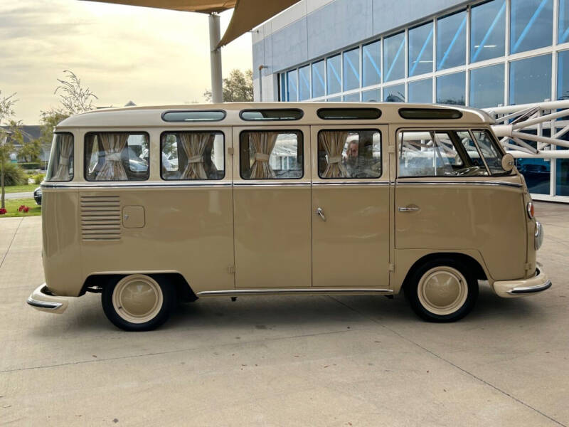 1972 Volkswagen Type 2