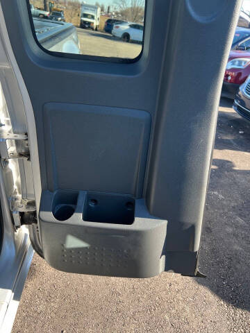 2007 Mitsubishi Raider LS