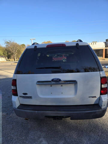 2006 Ford Explorer XLS