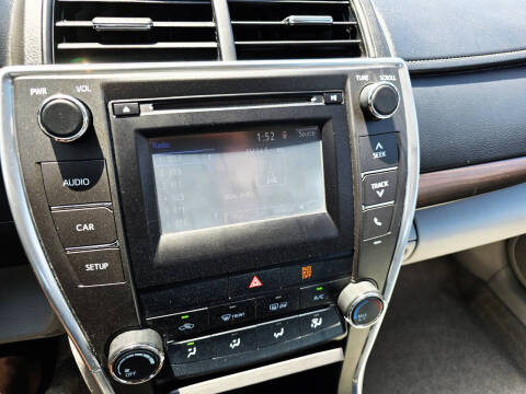 2017 Toyota Camry LE