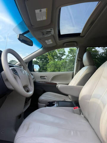 2013 Toyota Sienna