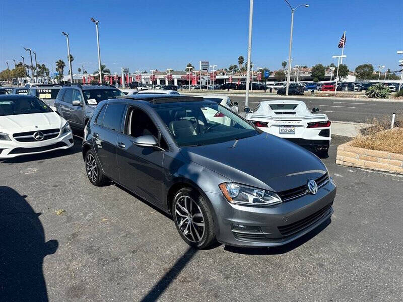 2017 Volkswagen Golf TSI SE