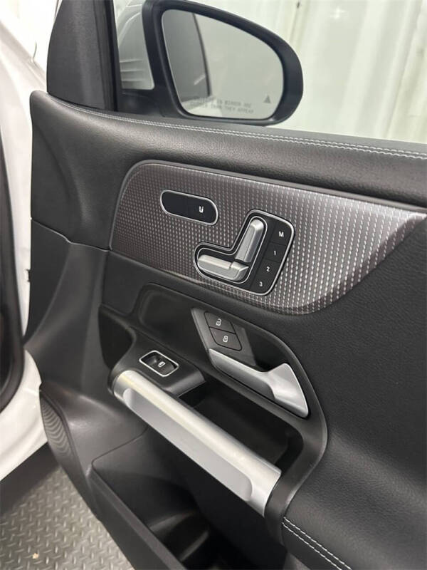 2023 Mercedes-Benz EQB EQB 300 4MATIC