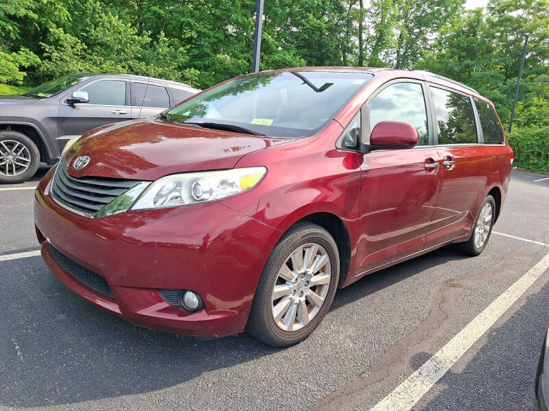 2014 Toyota Sienna Limited 7-Passenger