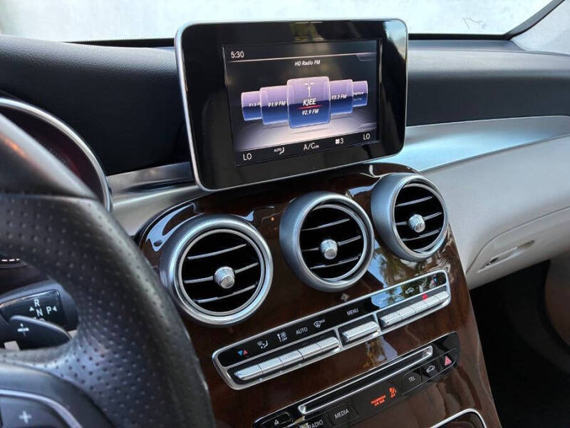 2017 Mercedes-Benz GLC GLC 300