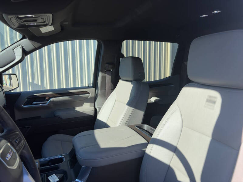 2025 GMC Sierra 1500