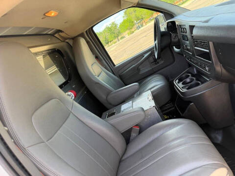 2015 Chevrolet Express 2500