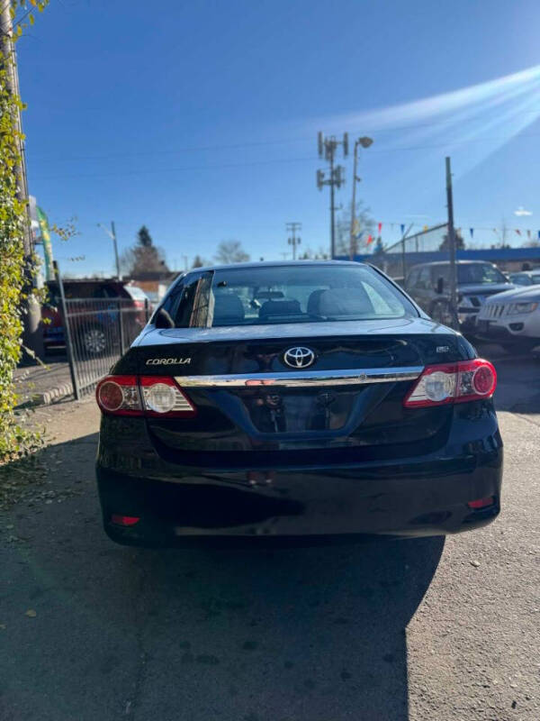 2013 Toyota Corolla LE