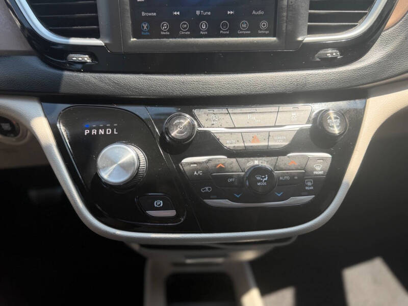 2018 Chrysler Pacifica Touring Plus