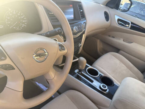 2013 Nissan Pathfinder S